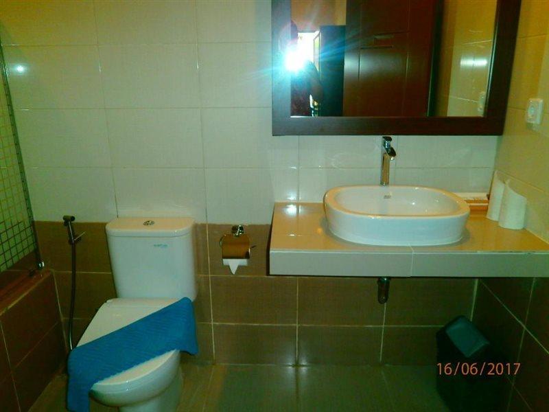 Taman Sari Hotel Dan Resort Sukabumi Exteriör bild